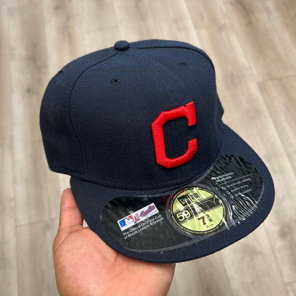 New Era 59FIFTY Cleveland Indians Navy Fitted Hat Cap sz 7 3/8 B25